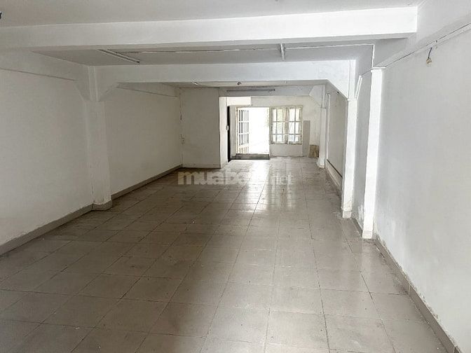 176 KDV 4 tầng 340m2 sàn ngay vòng xoay tiện oto đi lại giá chỉ 18tr