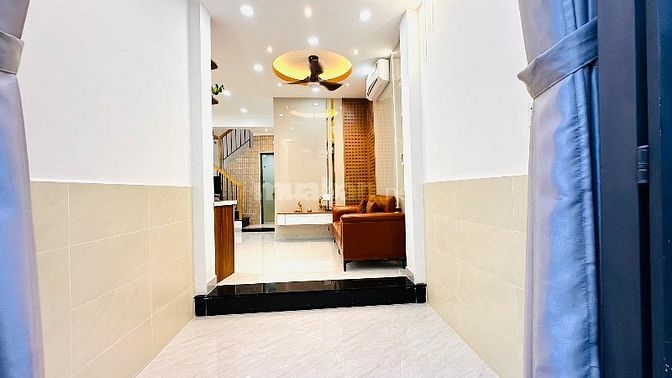 Siêu Hiếm 3 tầng Kế CV Phú Nhuận, 32m2, nở hậu tài lộc, 3PN Full NT 