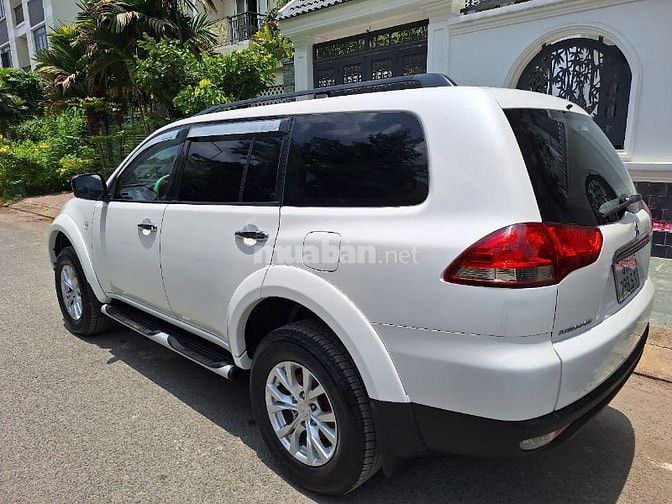 MITSUBISHI PAJERO SPORT 2.5 MT MÁY DẦU 2016