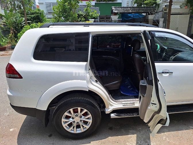 MITSUBISHI PAJERO SPORT 2.5 MT MÁY DẦU 2016