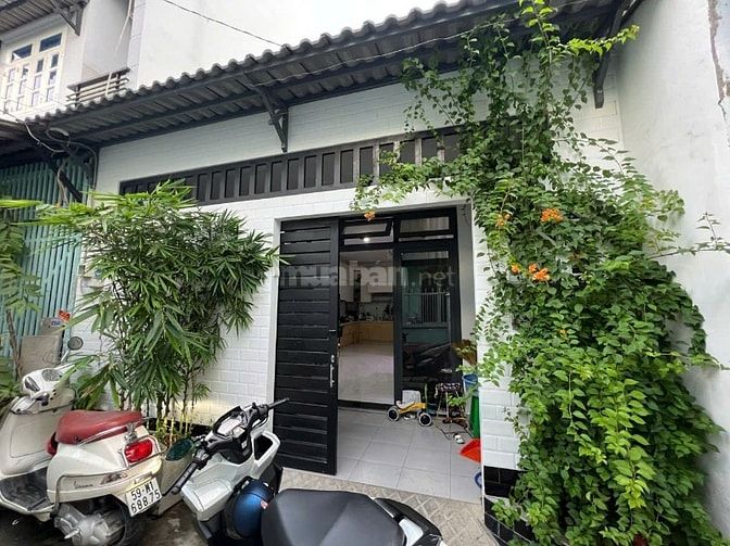 cần bán nhà đường ni sư huỳnh liên