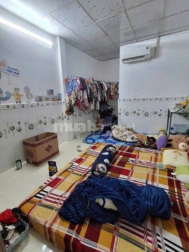 Bán nhà  Huỳnh Tấn Phát, Quận 7, 2 tầng, 2PN, sổ hồng riêng, giá 4.7