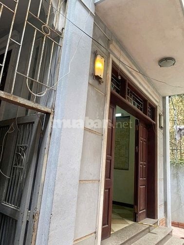 Nợ ngân hàng, bán gấp Biệt Thự 5 tầng Giảng Võ, giá rẻ 156tr/m2
