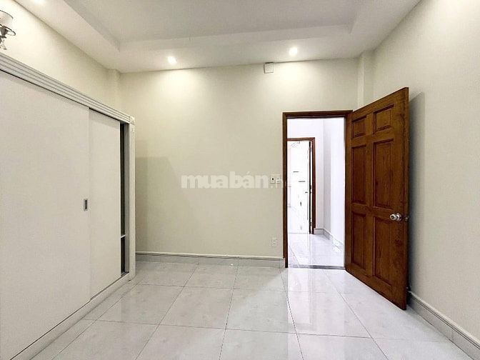 Bán nhà 2 lầu hẻm 6m giá 7,6 tỷ phường Bình trưng TPHCM 