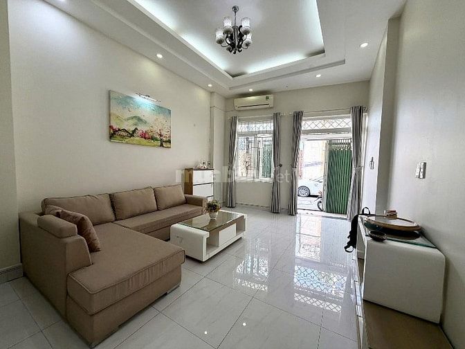 Bán nhà 2 lầu hẻm 6m giá 7,6 tỷ phường Bình trưng TPHCM 