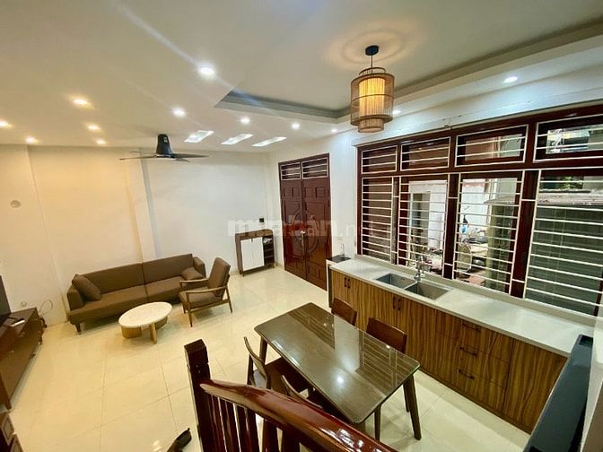 Nhà đẹp phố Bồ Đề gần cầu Chương Dương hơn 9 tỷ đủ nội thất 0968119926