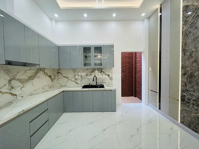 Nhà 1 Sẹc Đường Liên Khu 56 Gần chợ xây 3 Lầu 4x15m 