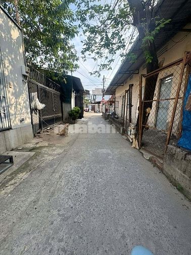 🚨 2.5 TỶ – NHÀ CẤP 4 HẺM XE HƠI – DIỆN TÍCH LỚN HIẾM 🚨