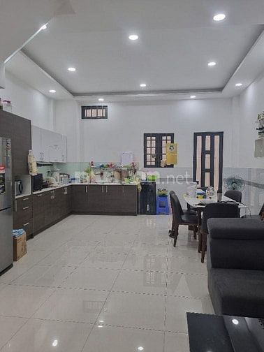 Lê Đức Thọ, hẻm 12m thông, 64m2, Gần chợ Xóm Mới, Giá nhỉnh 6 tỷ