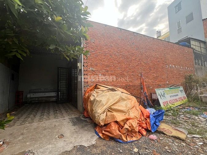 Cần bán gấp nhà Hẻm 317 Bình Thành