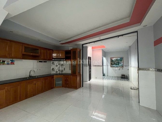 Cần bán gấp nhà Hẻm 317 Bình Thành
