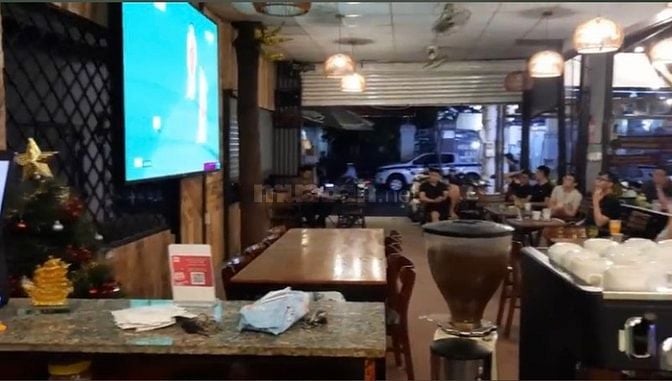 Sang quán Cafe 12x25 căn góc Huỳnh Thị Hai-Quận 12,mặt bằng 24tr/tháng