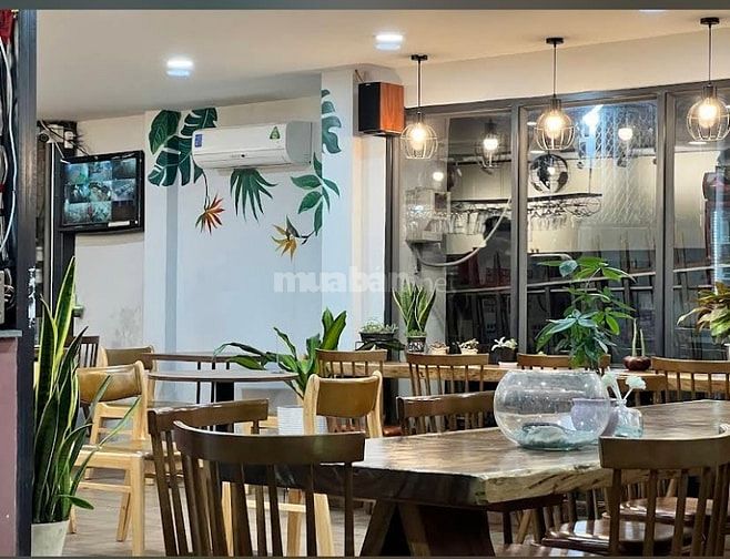 Sang quán Cafe 12x28 căn góc Nguyễn Văn Quá-Quận 12, lợi nhuận cao