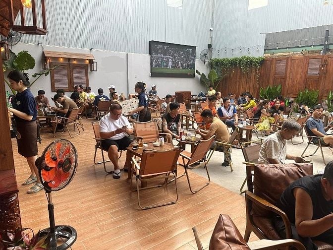 Sang quán Cafe 400m2 liền kề TK.Tân Quý-Bình Tân,lợi nhuận 100tr/tháng