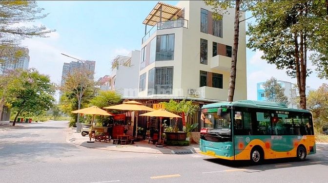 Bán Nhà Góc 2 Mặt Tiền 10x16m - 5 Tầng Giá 19,5Tỷ Đầy Đủ Nội Thất