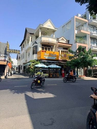 Bán Nhà mặt tiền đường C18 ,10m x 20m khu VIP k300, phường 12 quận tân