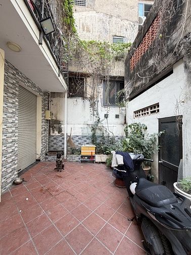 BÁN GẤP NHÀ HXH NGANG HIẾM - 5,6M × 9M, TRẦN VĂN KỶ, P14, BT. GIÁ 7 TỶ