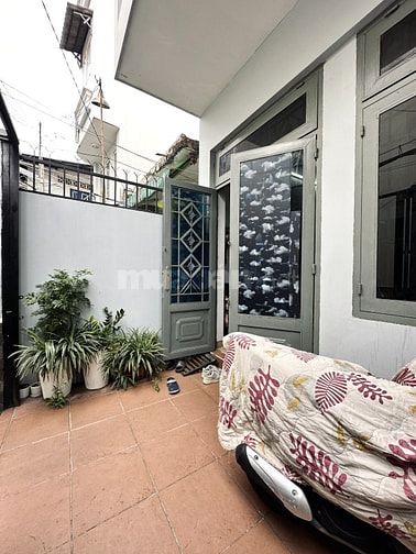 BÁN GẤP NHÀ KHU HIẾM - 4M×17M, NGUYỄN THIỆN THUẬT, P24, BT. GIÁ 7,2 TỶ