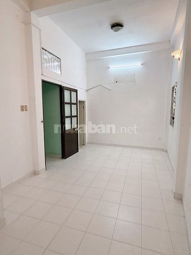 BÁN NHÀ DIỆN TÍCH LỚN ĐƯỜNG LÊ VĂN SỸ QUẬN PHÚ NHUẬN 