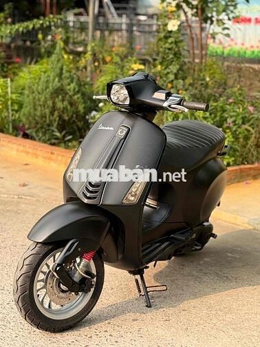 Vespa Sprint iget.abs 2017 Đen nhám bstp 9chủ