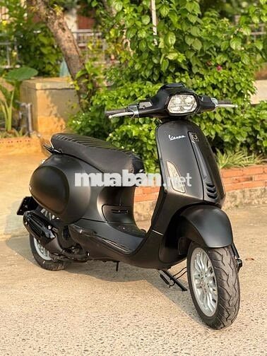 Vespa Sprint iget.abs 2017 Đen nhám bstp 9chủ