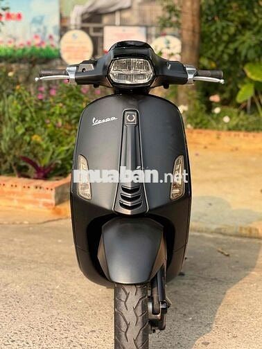 Vespa Sprint iget.abs 2017 Đen nhám bstp 9chủ