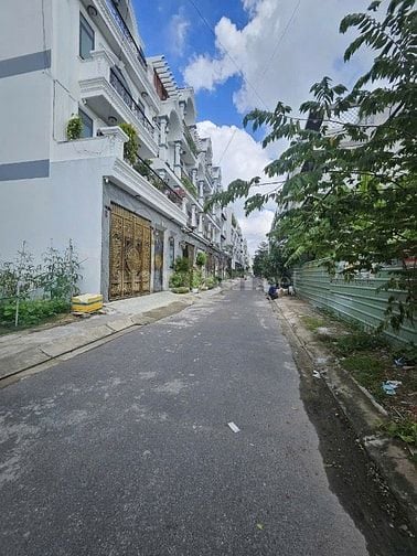 BÁN NHÀ NHÀ BÈ GIÁ TỐT – CHÍNH CHỦ – VỊ TRÍ ĐẸP – SỔ HỒNG RIÊNG
