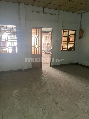 Cho thuê nhà nguyên căn 132m2 ( 6 x 22 ) , mặt bằng , kho xường 