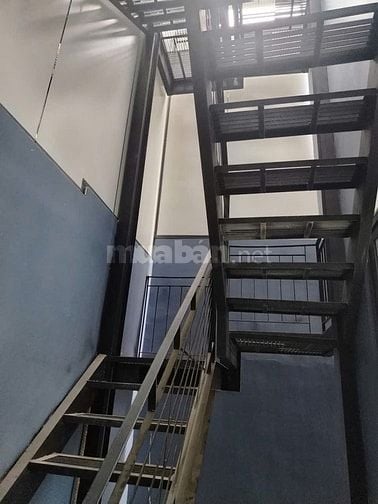Cho Thuê mặt bằng trệt + lầu 1, 558b Nguyễn Thị Định, Quận 2, 8,3x23m