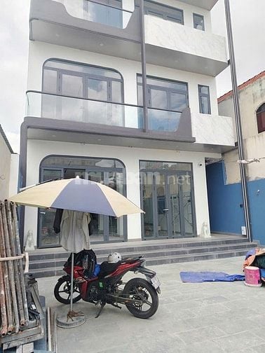 Cho Thuê mặt bằng trệt + lầu 1, 558b Nguyễn Thị Định, Quận 2, 8,3x23m
