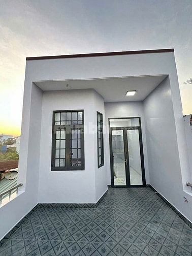 Bán nhà mới 4*22m lầu trệt 3pn. Đ Lý Thường Kiệt. Thị trấn HM