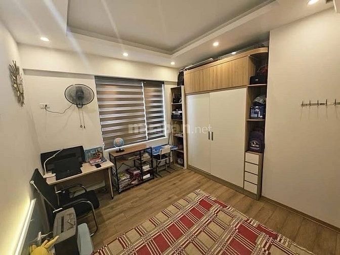 LÊ VĂN HIẾN - ĐÔNG NGẠC -BÁN  NHÀ DÂN XÂY -KHU PHÂN LÔ 2 THOÁNG –Ô TÔ 