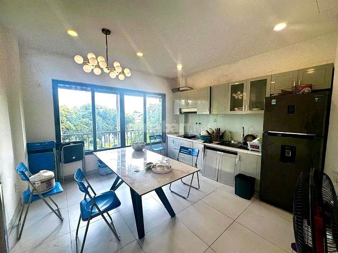 Bán Nhà Mặt tiền Phan Văn Trị, 4.2mX18m, 5tầng, Gần ngã 5 Gò Vấp, 20tỷ
