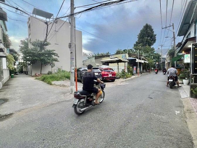 Chủ cần bán lô đất mặt tiền đường số 7 ngay sát chợ Tân Lập Q2