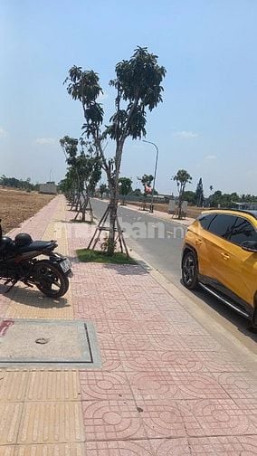 chỉ 380 triệu sở hữu nền đất 90m2, phun thổ cư, đường rộng 15m.