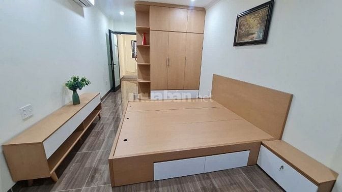 Nhà rất đẹp Nguyễn Ngọc Vũ Cầu Trung hòa CG 48 m2x6 tầng thang máy 