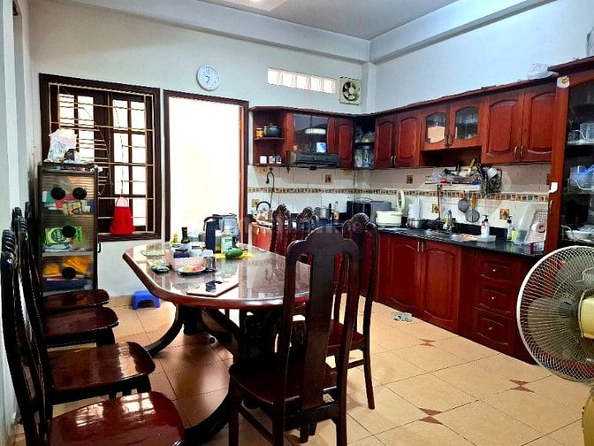 Chính chủ bán nhà MT hẻm 10m, ôtô thông 2 chiều Bà Huyện Thanh Qu.