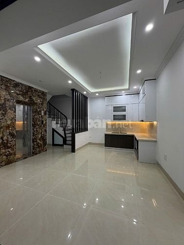 Nhà đẹpTrần duy Hưng Cầu Giấy - 50 m2x6 tầng thang máy.Giá hấp dẫn