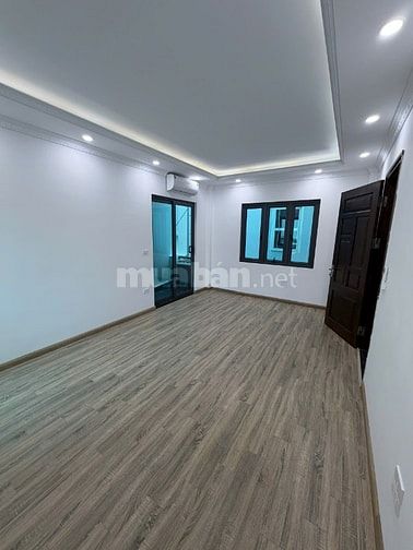 Nhà đẹpTrần duy Hưng Cầu Giấy - 50 m2x6 tầng thang máy.Giá hấp dẫn