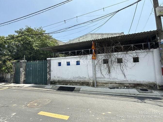 Nhà bán Hóc Môn DT 14x31m cần bán gấp