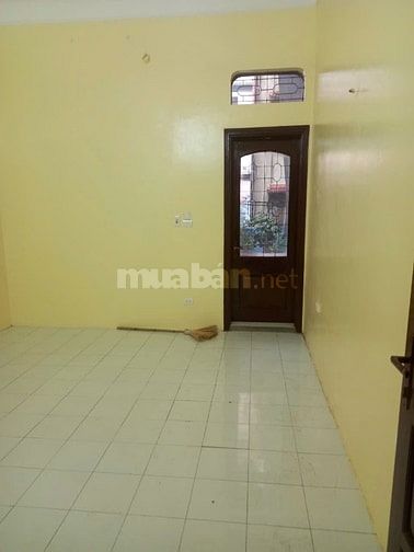 Cho thuê nhà 87m2x4 tầng - Hồ Tùng Mậu x 6n x 5 phụ1pk,1 cửa hàng KD