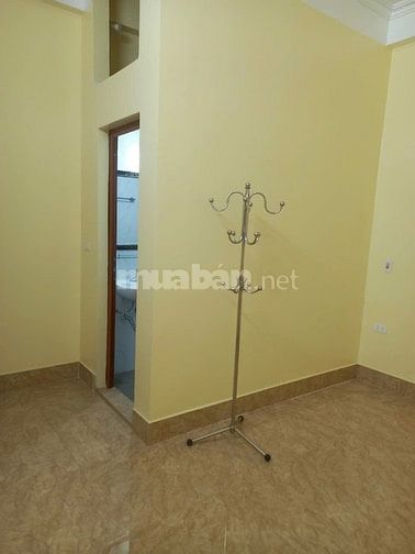 Cho thuê nhà 87m2x4 tầng - Hồ Tùng Mậu x 6n x 5 phụ1pk,1 cửa hàng KD
