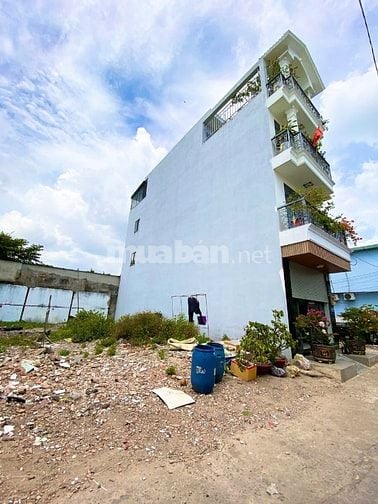 Bán đất hẻm oto Nguyễn Văn Quá - Sổ hồng riêng 4x18m - Chỉ hơn 4 tỷ