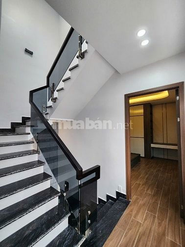 Cần bán căn 3 tầng tại Vân Tra, An Đồng. Chỉ đúng 30m ra đến mặt đường