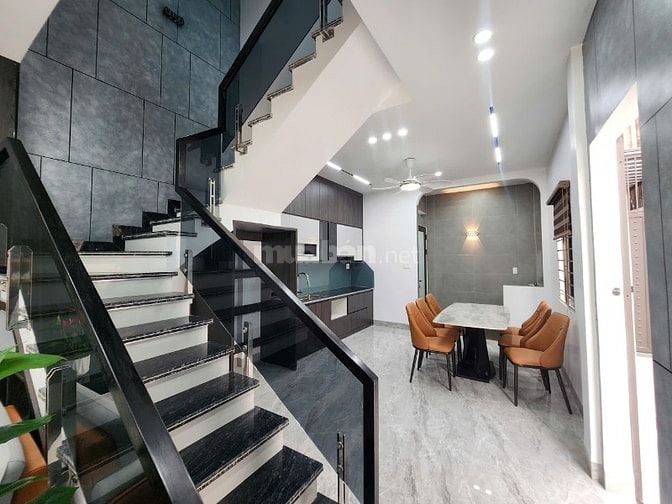 Cần bán căn 3 tầng tại Vân Tra, An Đồng. Chỉ đúng 30m ra đến mặt đường
