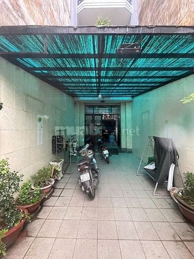 Bán gấp nhà MT Phường Cầu Ông Lãnh - Quận 1 DT 4m x 25m kết cấu 6 Tầng
