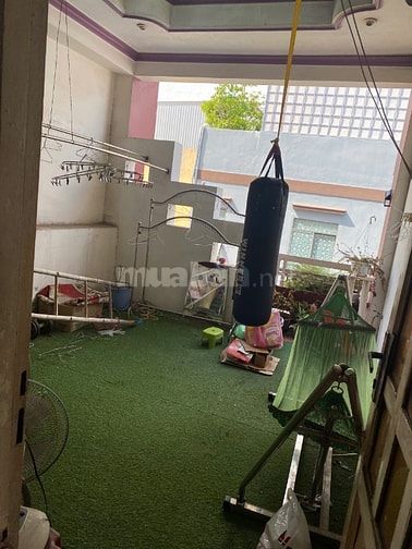 Cho thuê nhà nguyên căn 4PN. 3WC. PK. BC. Bếp