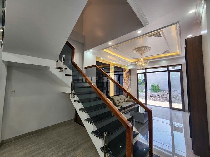 cần bán căn nhà 3,5 tầng thiết kế tầng lệch tại Trang Quan 3 - An Đồng