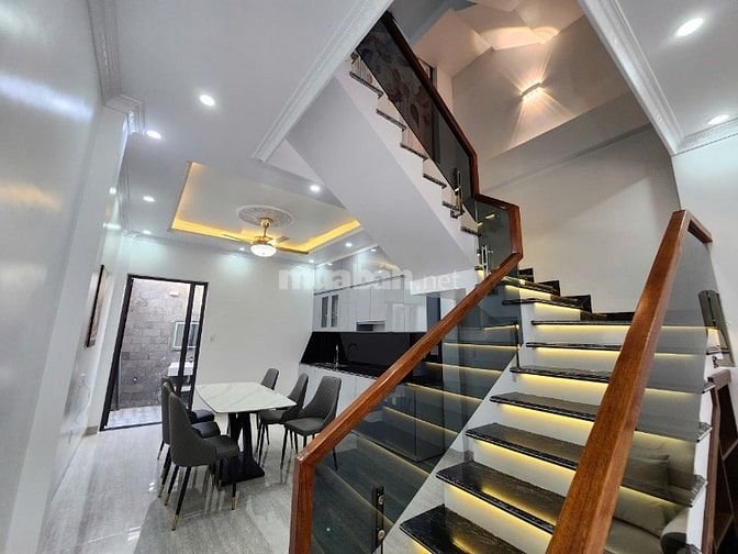 cần bán căn nhà 3,5 tầng thiết kế tầng lệch tại Trang Quan 3 - An Đồng