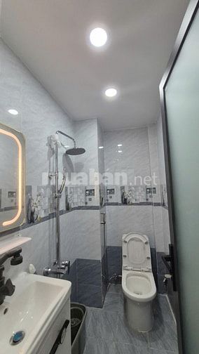 Nhà Hẻm 14B Hưng Phú, P8, Q8. Nhà 1 trệt, 2 lầu,ST.Ngang 6,4m x Dài 4m